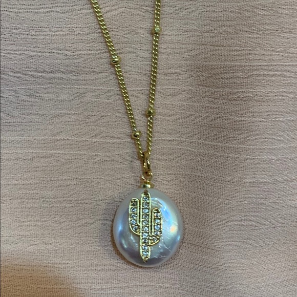 pearl necklace with crystal saguaro cacti - Picture 10 of 12